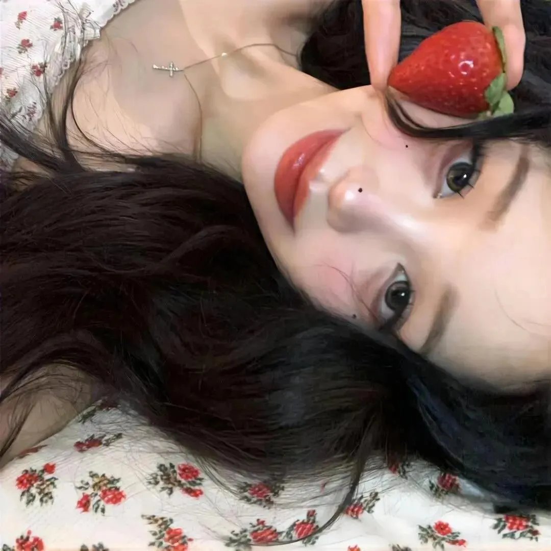 八面玲珑的申小姐封面